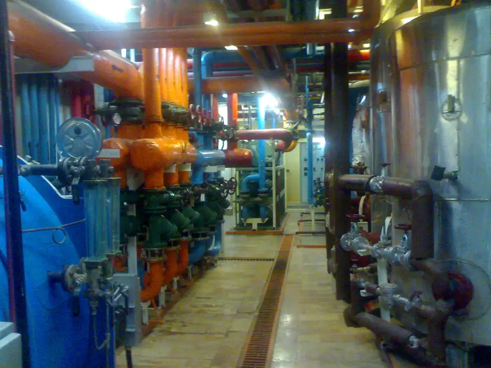 HOTEL GOSTARESH 05