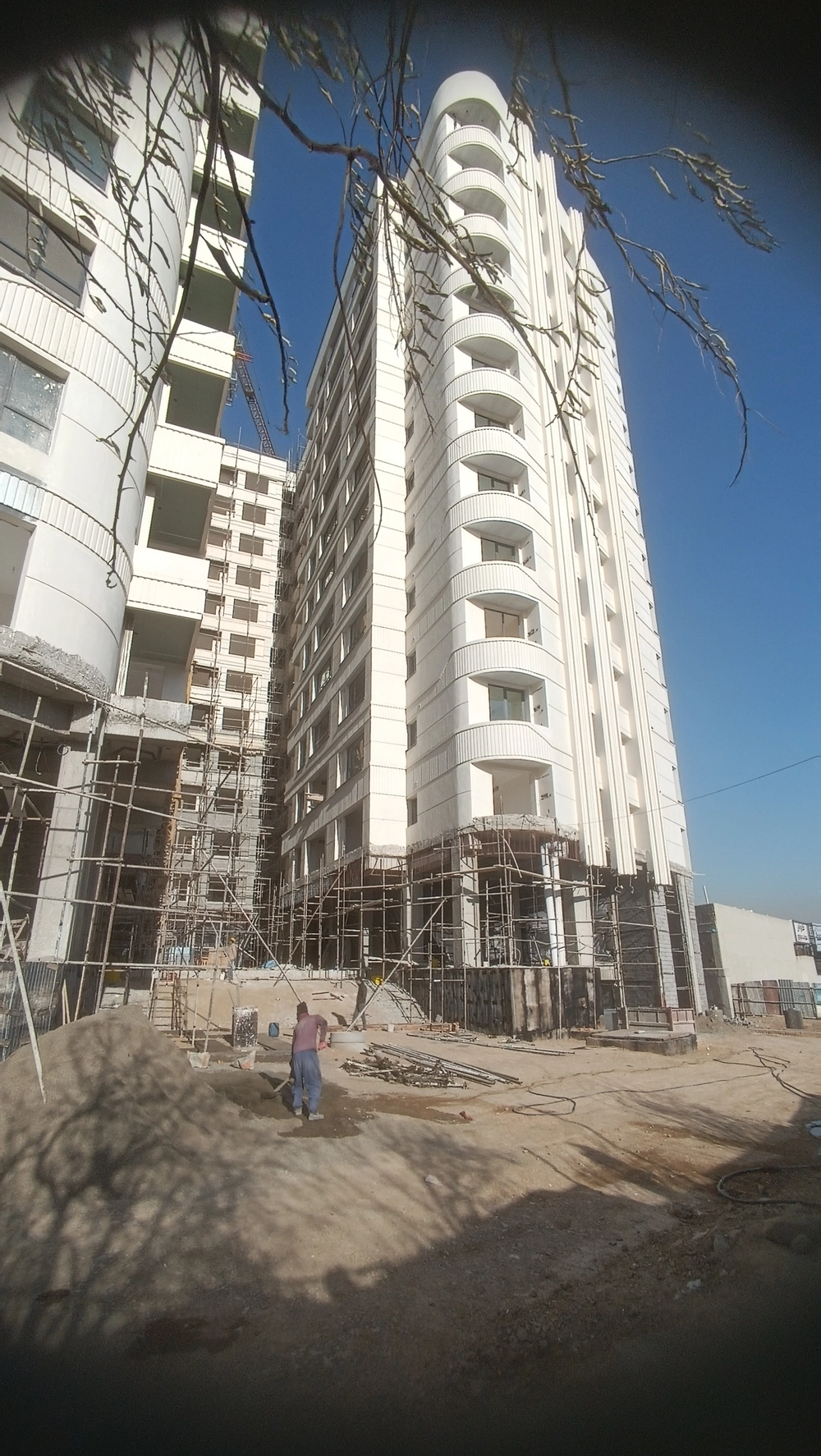 4_6041603372841177944