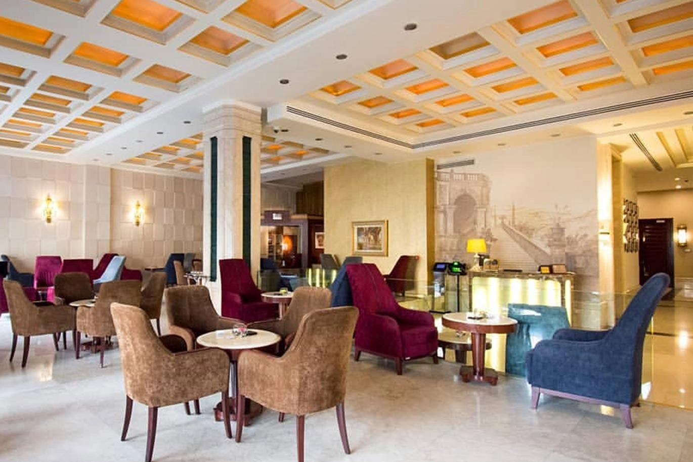 Alaedin-Travel-ATRIUM-cafe-hotel-espinas-khalij-1